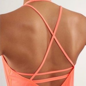 Lululemon Flow & Go Tank SZ 4